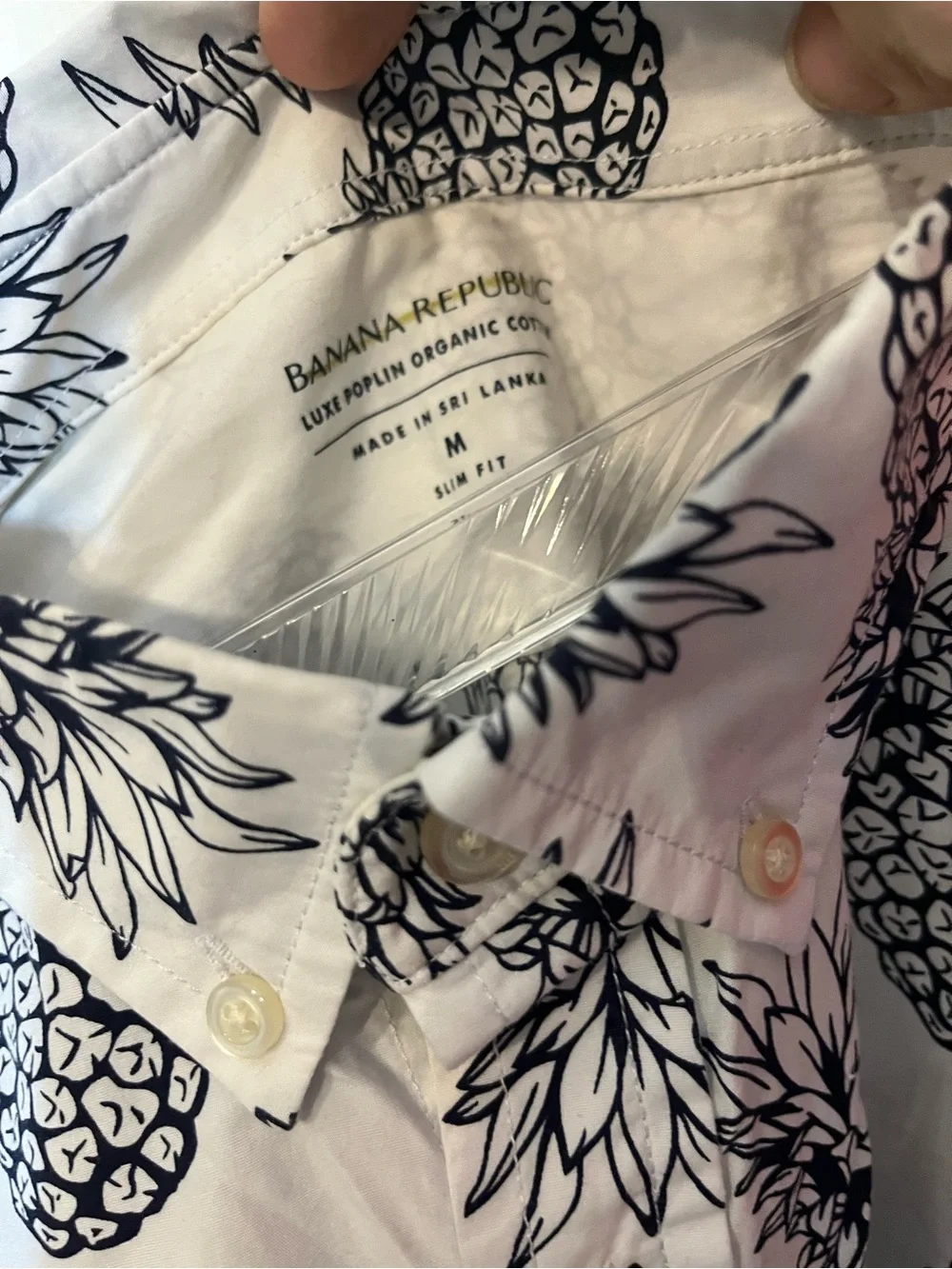 Banana Republic White Short-Sleeve Pineapple Print Button-Down Shirt